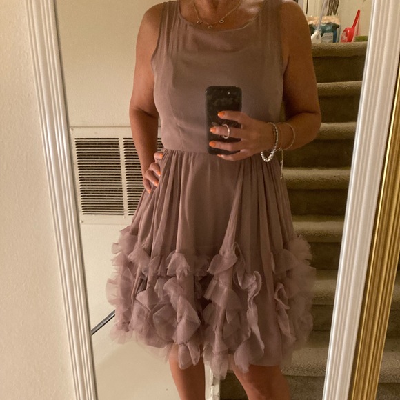 Lauren Conrad Runway brand new w tags. Tea length w tulle bottom - Picture 1 of 8